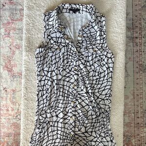 Elegant Black and White Patterned Midi Dress